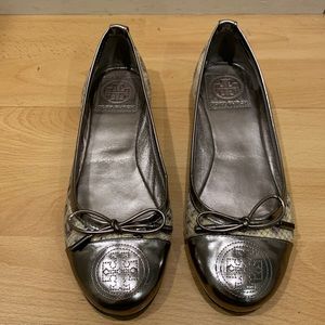 Tory Burch Flats size 5